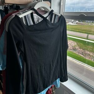 Long sleeve black top